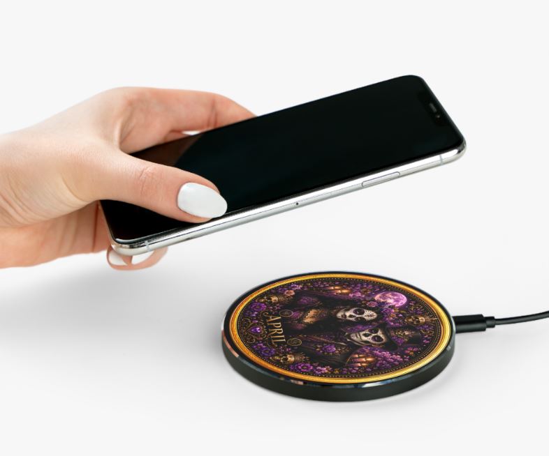 April Eternal Royals Wireless Charger 10W Violet Gold Skull Art | Noni Ross Creations